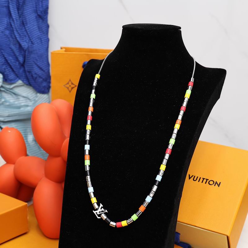 LV Necklace 03lyr637